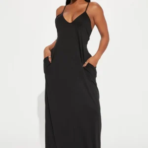 Simple Saturday Maxi Dress